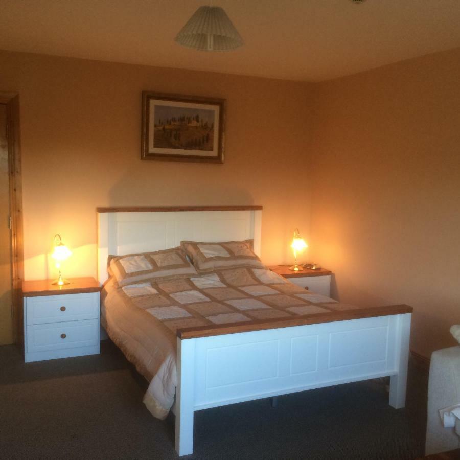 Culdonagh Manor B&B Малин Номер фото